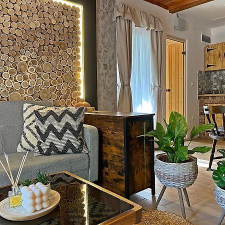 Cityside Cottage เอ็กเกอร์ ภายนอก รูปภาพ
